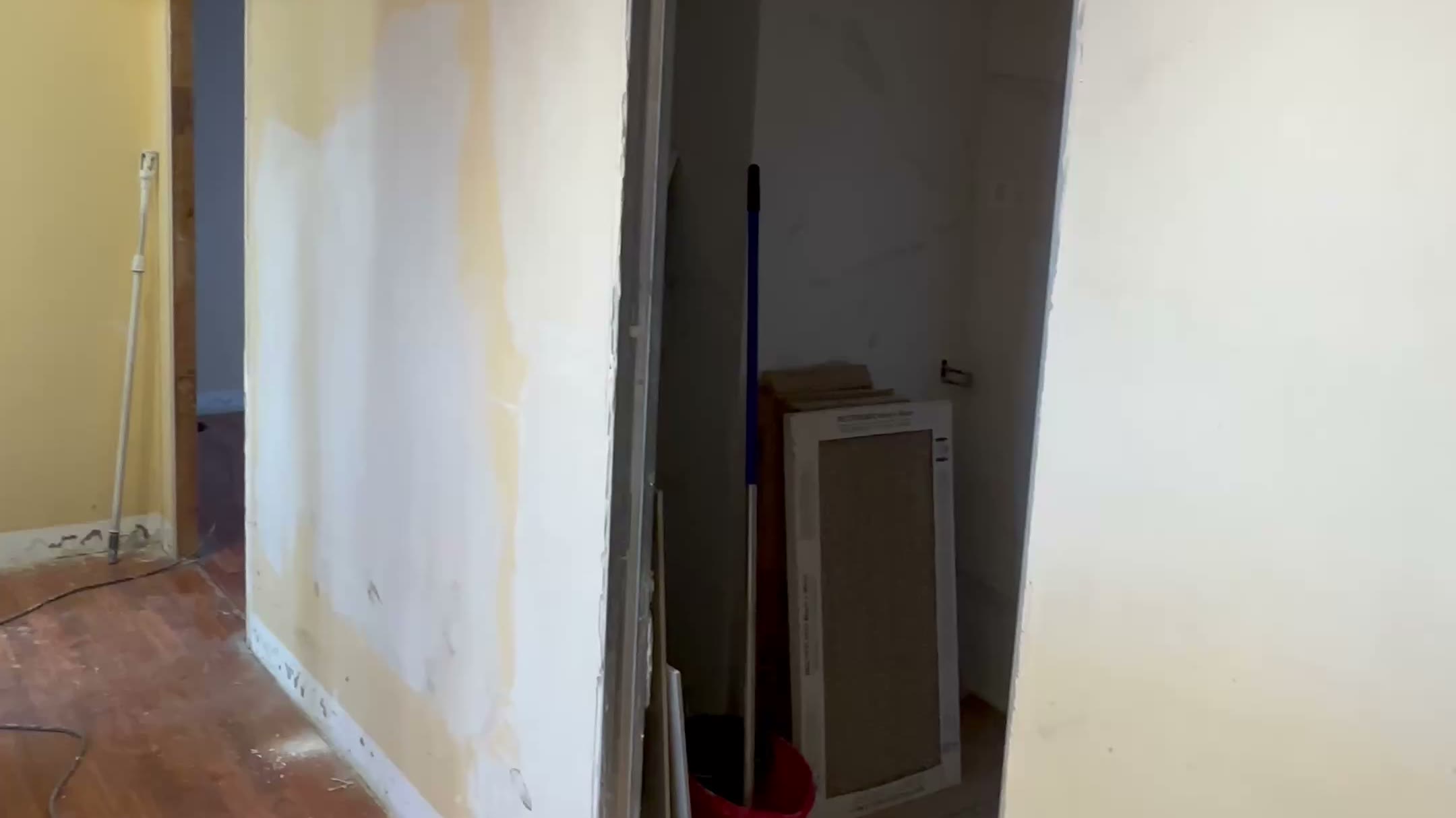 Vivienda antes de la intervención de Pinturas Alpes