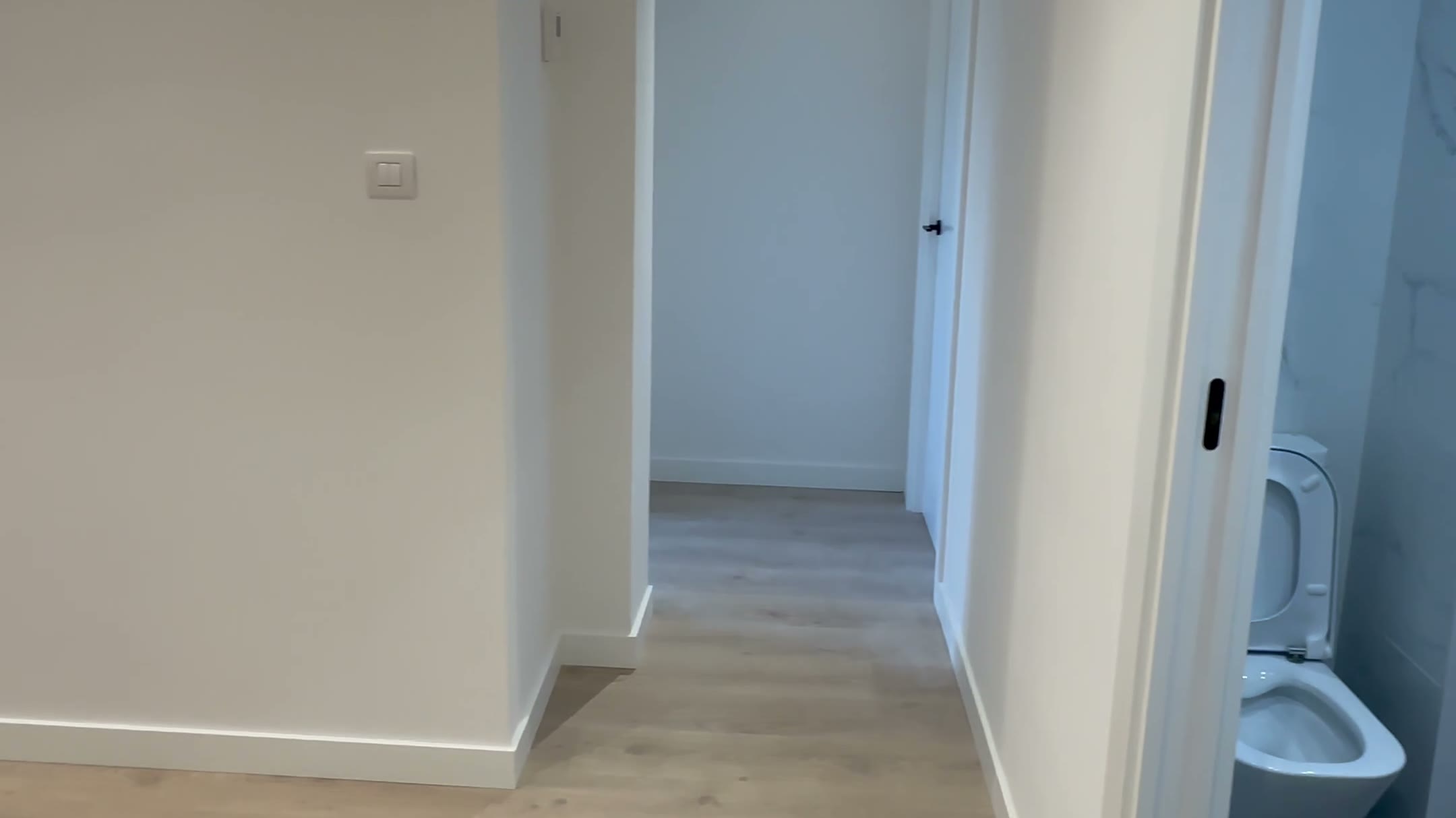 La misma vivienda después de pintarla Pinturas Alpes